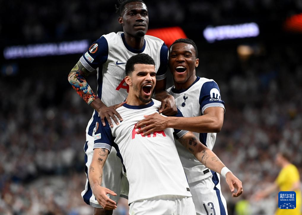 菲戈称C罗替补是葡萄牙足球历史最大错误（菲戈：让C罗坐替补是葡萄牙足球史上最大的错误）