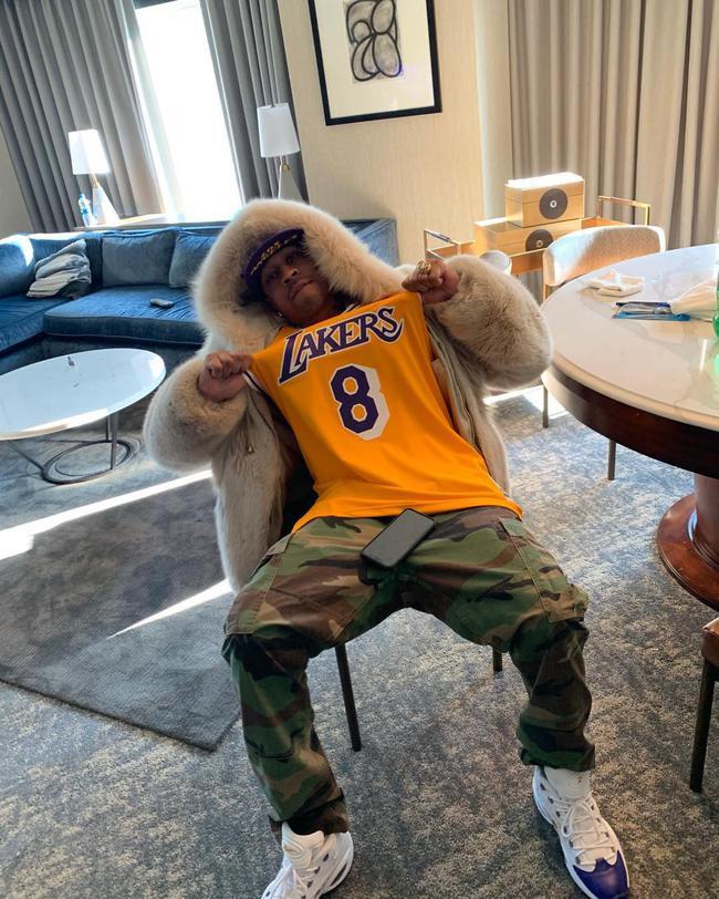 阿莫林：梅努和B费不会缺阵太久，我相信球队能战胜任何对手（阿莫林：梅努、B费伤停不久，我坚信球队能击败任何对手）