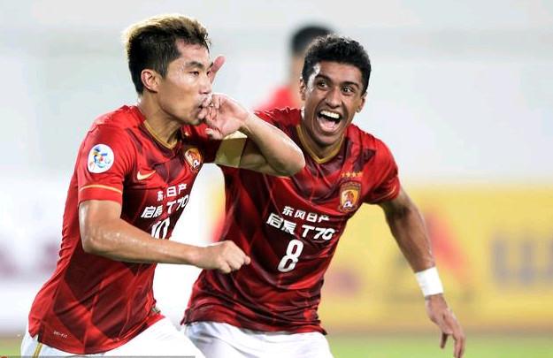 老当益壮，莫德里奇当选米兰10月最佳球员（老骥伏枥，莫德里奇荣膺米兰10月最佳球员）