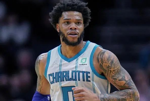 英媒：里沙利松愿意重返埃弗顿，埃弗顿尚未决定是否签回他（英媒：里沙利松有意回归埃弗顿，俱乐部仍未做出回购决定）