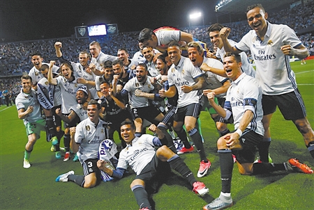 罗马诺：国米正和热那亚谈卡尔博尼未来，球员可能冬窗回国米（罗马诺：国米与热那亚商谈卡尔博尼前景，冬窗或将回归国米）