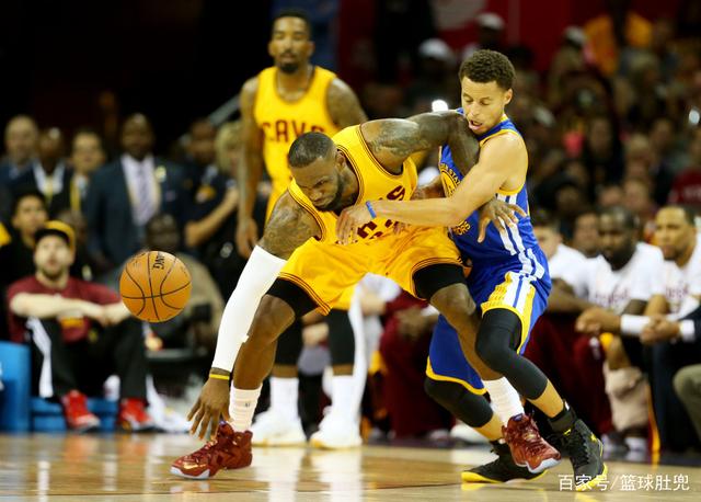 非洲雄狮无缘世界杯，曼联暗中得利（非洲雄狮止步世界杯，曼联成隐形赢家）