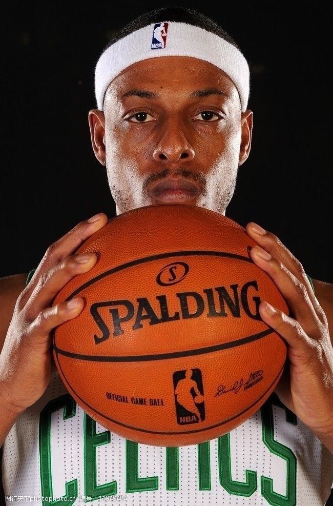 里程碑之战，麦肯尼迎来尤文生涯第200次出场（里程碑时刻：麦肯尼代表尤文第200次出战）