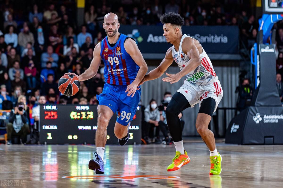 意媒：邓弗里斯的伤势不必过多担忧，预计可出战米兰德比（意媒：邓弗里斯伤情无大碍，有望出战米兰德比）