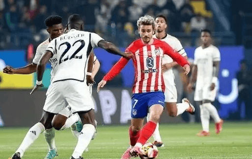 在今年新发布的中足联纪律道德准则里，“歧视”（包...（中足联新版纪律道德准则将“歧视”行为纳入规范）