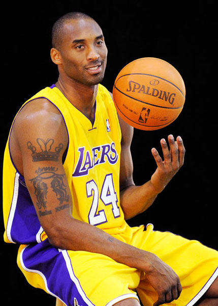 深圳队表现回暖（深圳队状态回升）