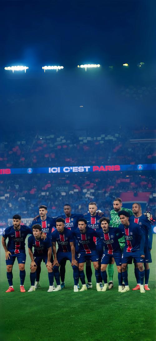 梅西一年造进球74个！三大MVP！快踢满全场还能边线一过四！（梅西年度造74球揽三项MVP，几乎每场打满还上演边线连过四人）